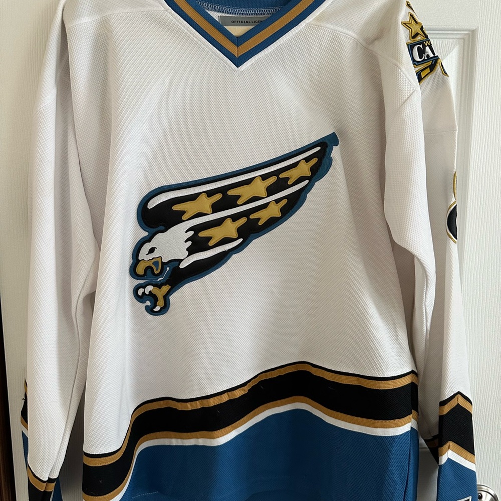 Alexander Ovechkin Washington Capitals White and Blue Vintage Hockey Jersey
